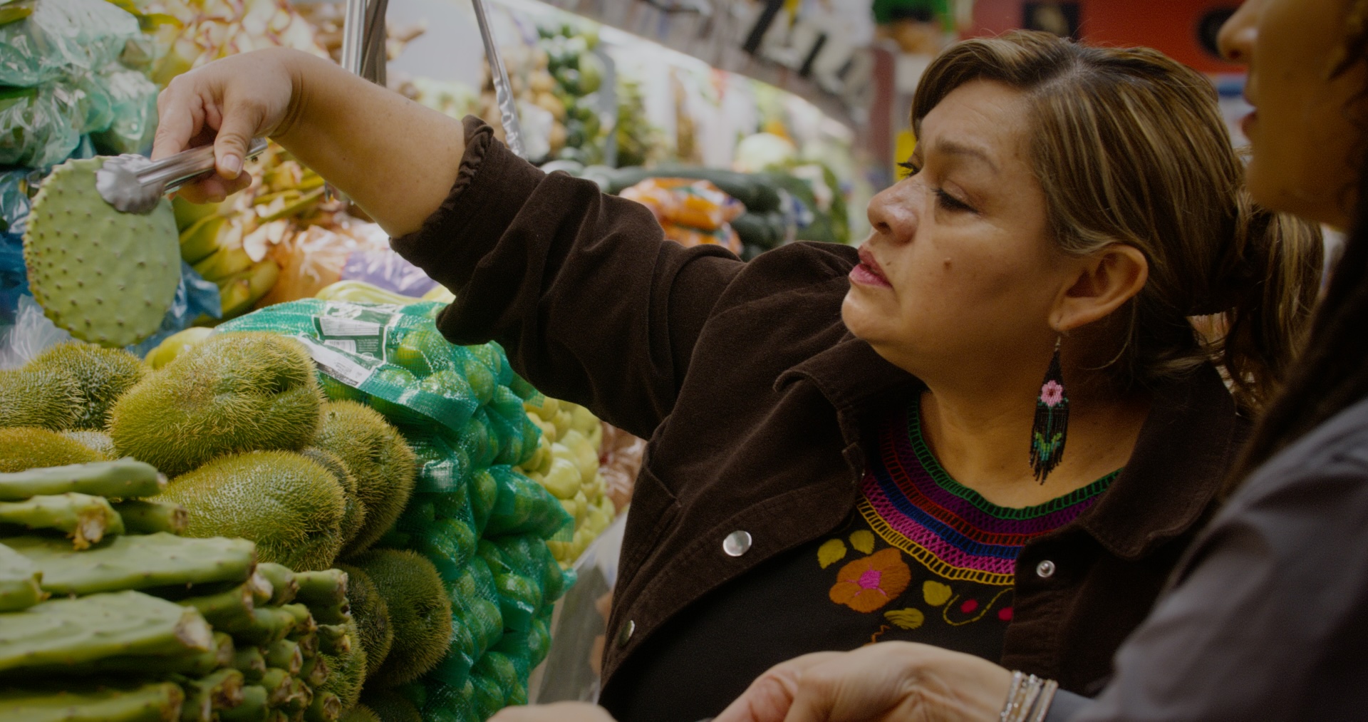 Food Foray_Mexico Cactus Shopping Still